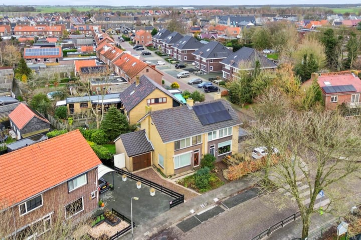 Photo 24 of Heldersestraat 11