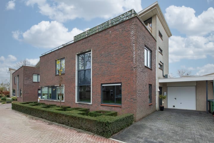 Foto 7 van De Lindenhof 10