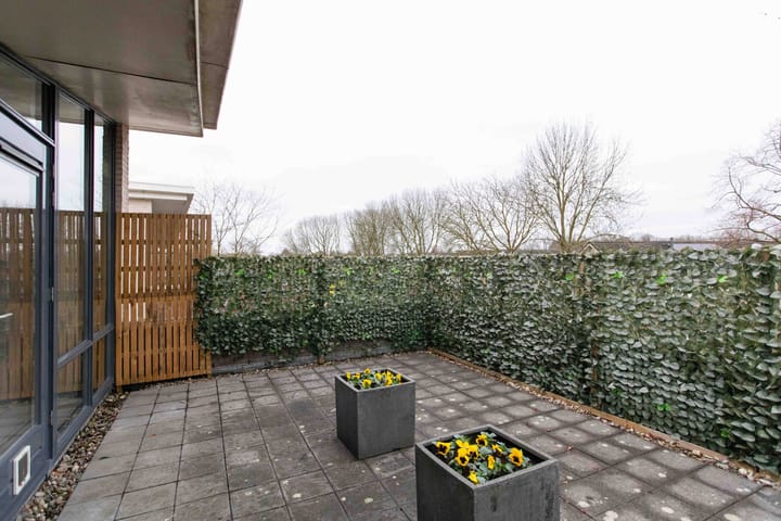 Foto 62 van De Lindenhof 10