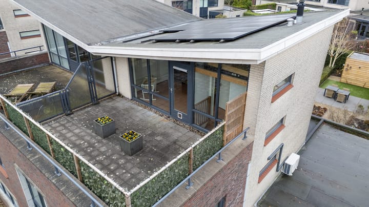 Foto 64 van De Lindenhof 10