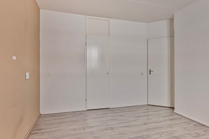 Photo 10 of Van Dishoeckstraat 124