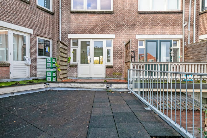 Photo 20 of Adriaen van Ostadelaan 40-A