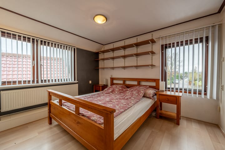 Foto 33 van De Wacht 19