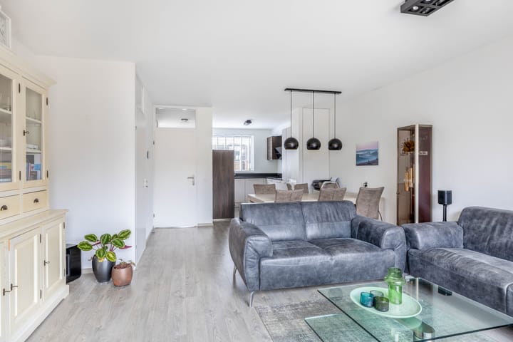 Foto 11 van Luchtenburg 140