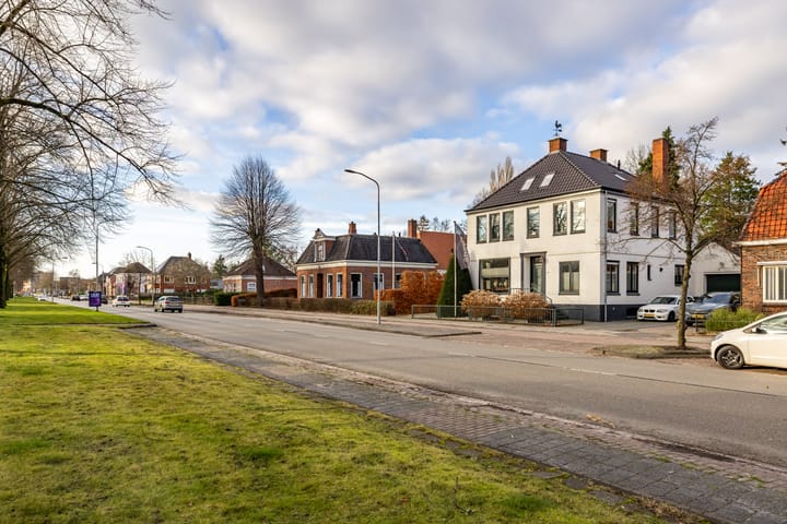 Photo 3 of Meint Veningastraat 77