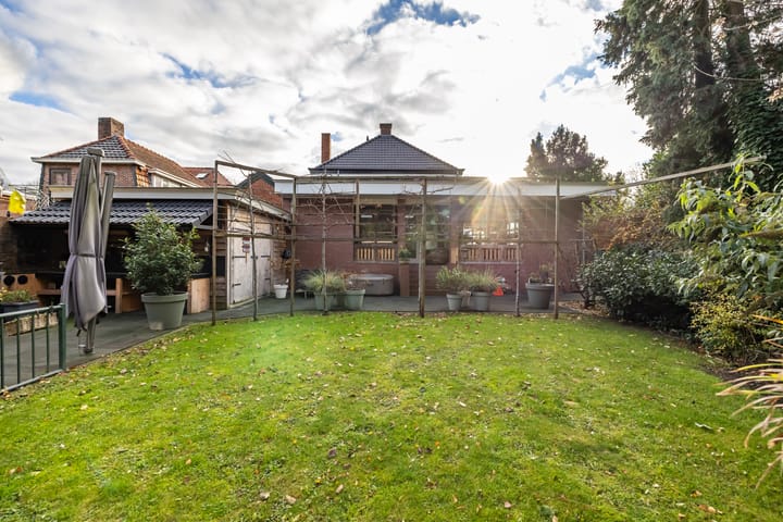 Photo 7 of Meint Veningastraat 77