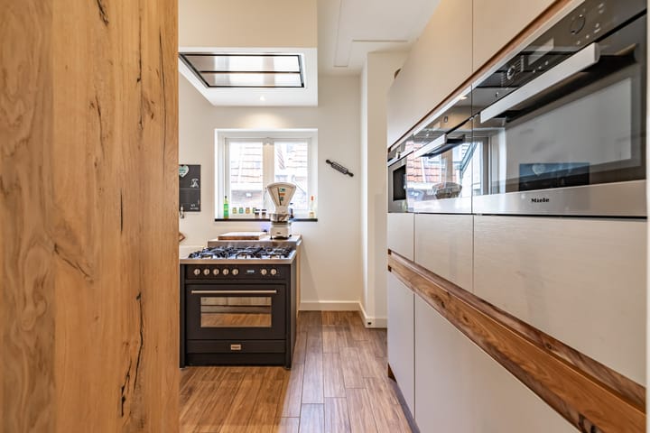 Photo 33 of Meint Veningastraat 77