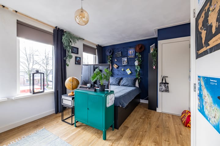 Photo 44 of Meint Veningastraat 77