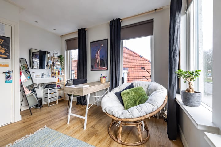 Photo 45 of Meint Veningastraat 77