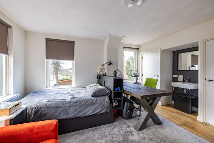 Photo 49 of Meint Veningastraat 77