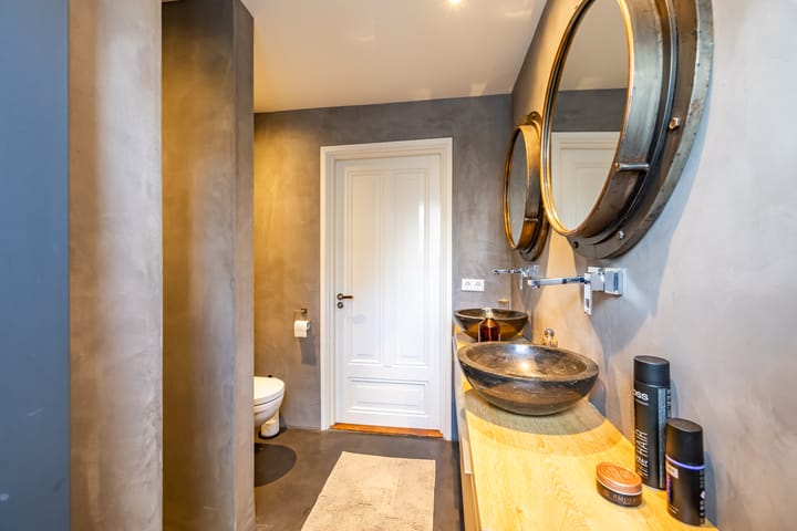 Photo 58 of Meint Veningastraat 77