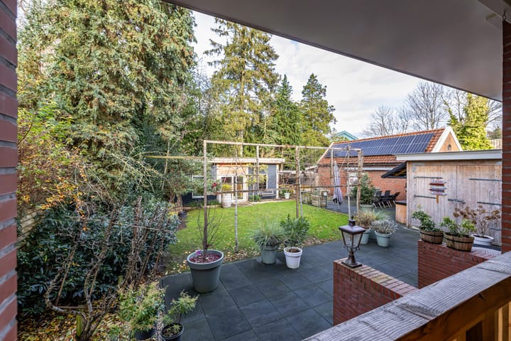 Photo 69 of Meint Veningastraat 77