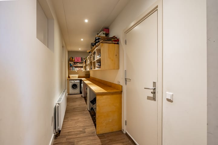 Photo 70 of Meint Veningastraat 77