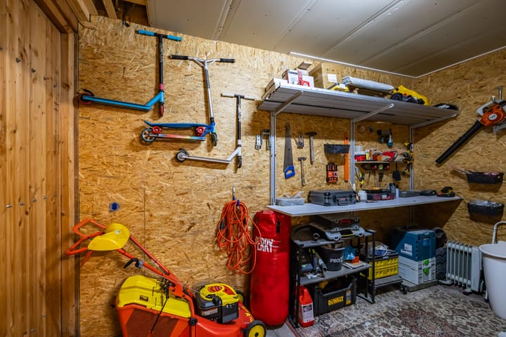 Photo 74 of Meint Veningastraat 77