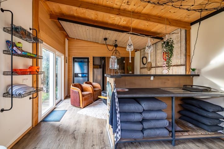 Photo 89 of Meint Veningastraat 77