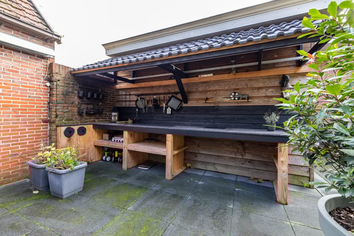 Photo 95 of Meint Veningastraat 77