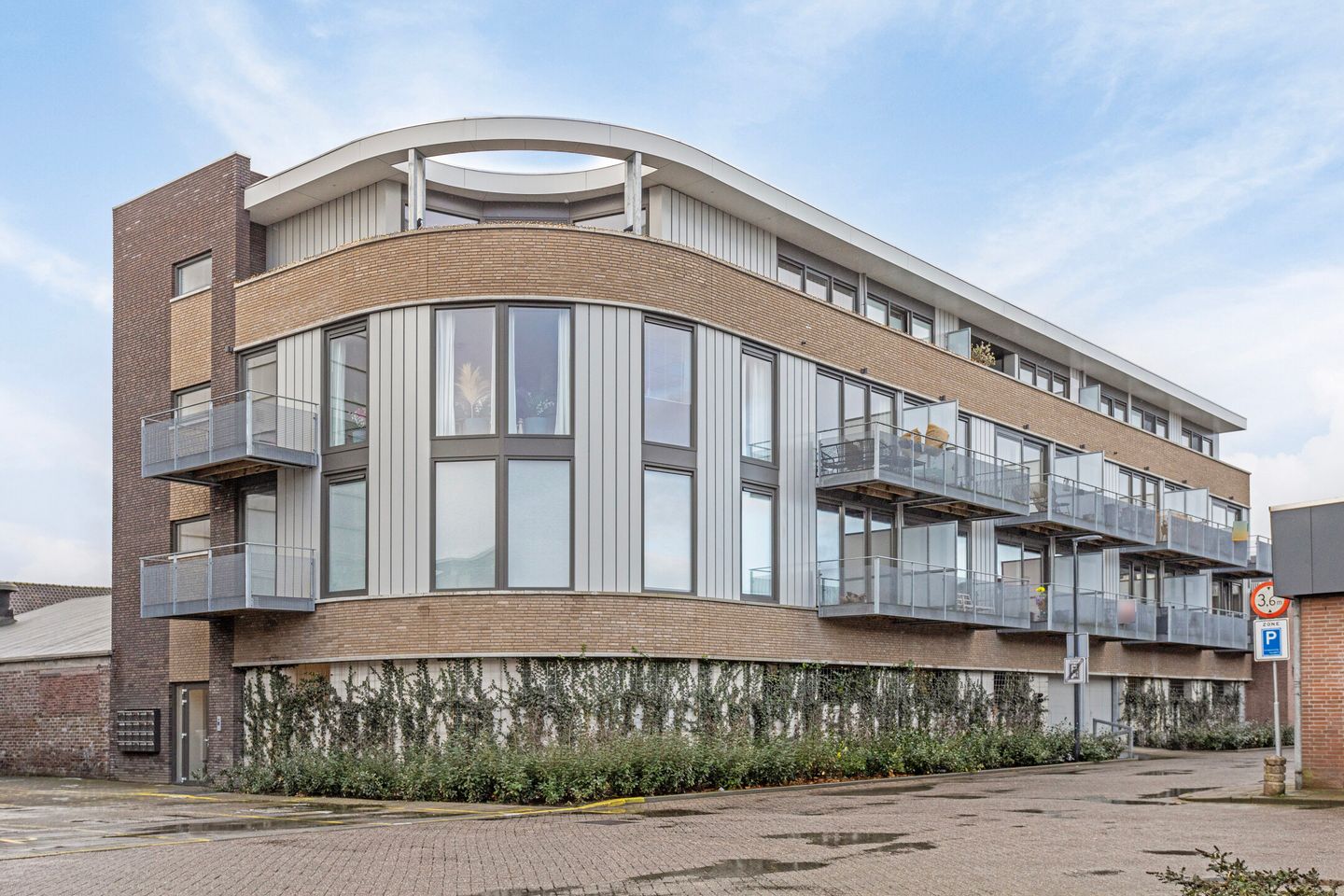 Foto 1 van Neringstraat-Oost 23-R