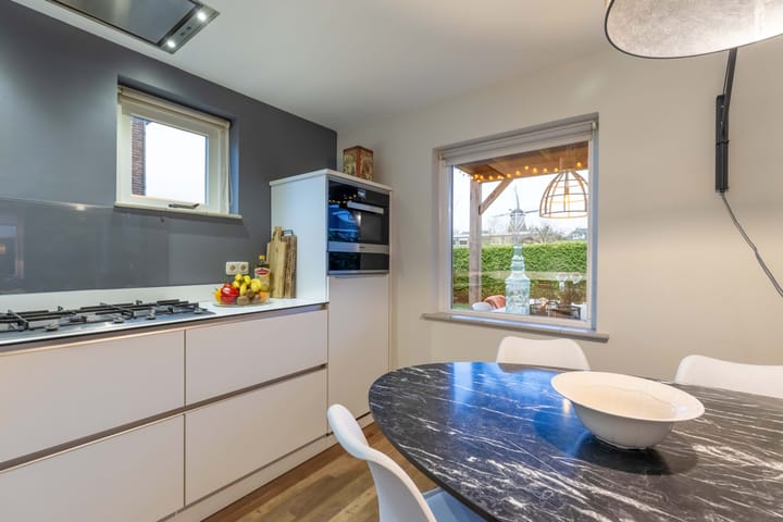 Foto 17 van van Helomalaan 47