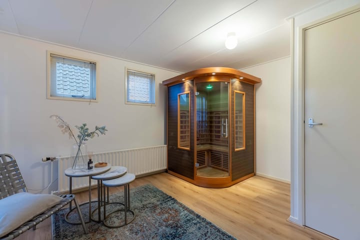 Foto 20 van van Helomalaan 47