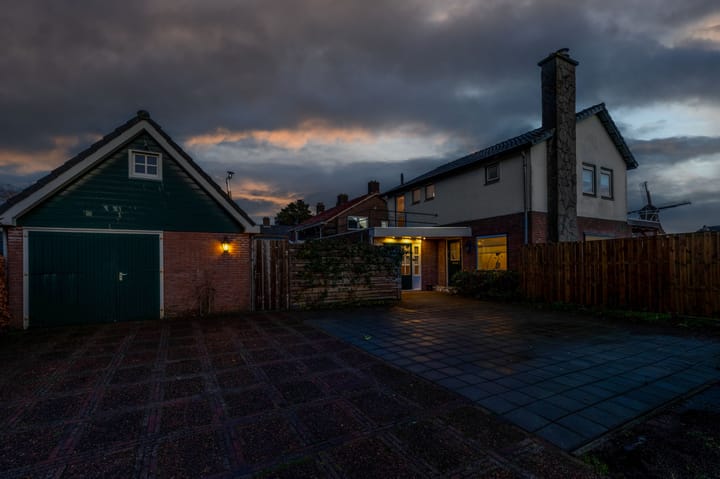 Foto 37 van van Helomalaan 47