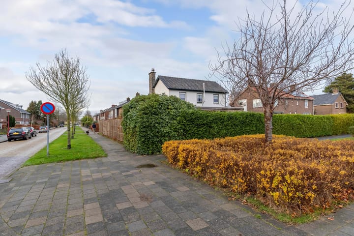 Foto 43 van van Helomalaan 47