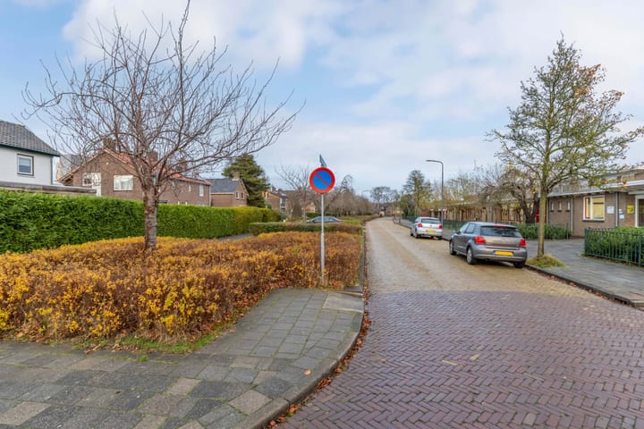 Foto 44 van van Helomalaan 47