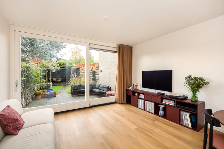 Foto 7 van Zwemmer 31