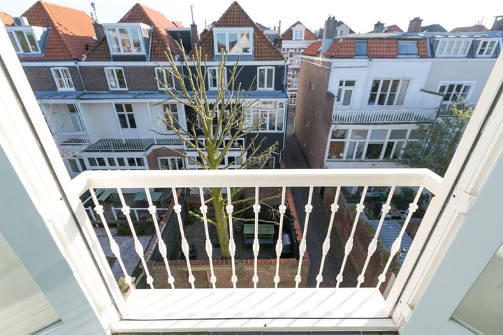 View photo 18 of Riouwstraat 62-A