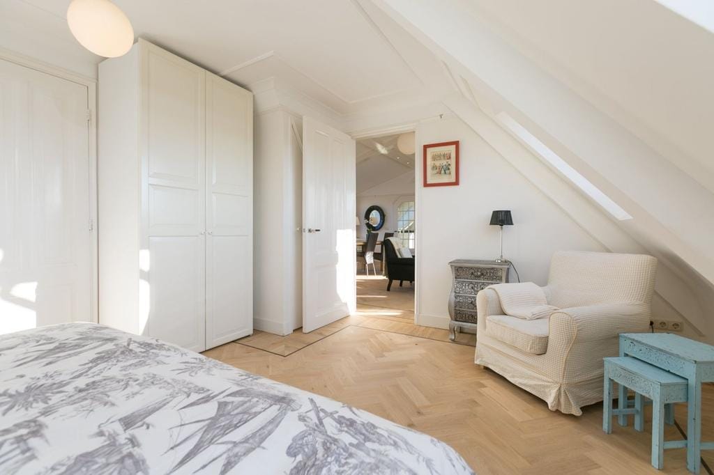 Foto 28 van Riouwstraat 62-A