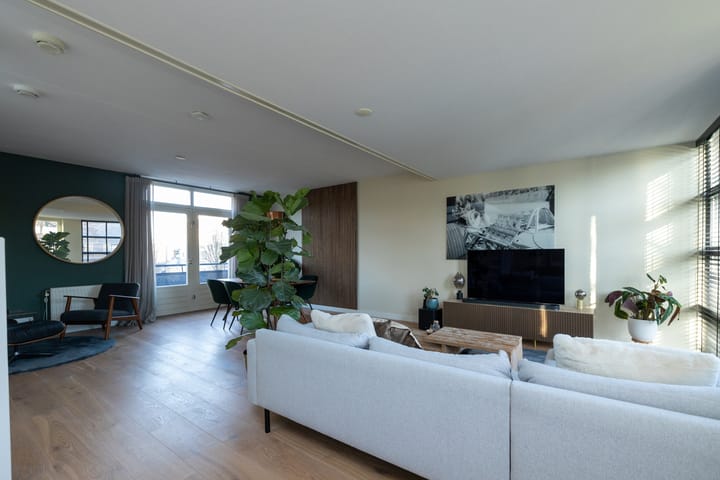 Foto 28 van Groen van Prinsterersingel 33