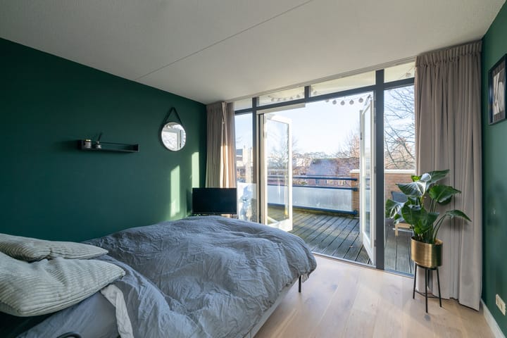 Foto 34 van Groen van Prinsterersingel 33