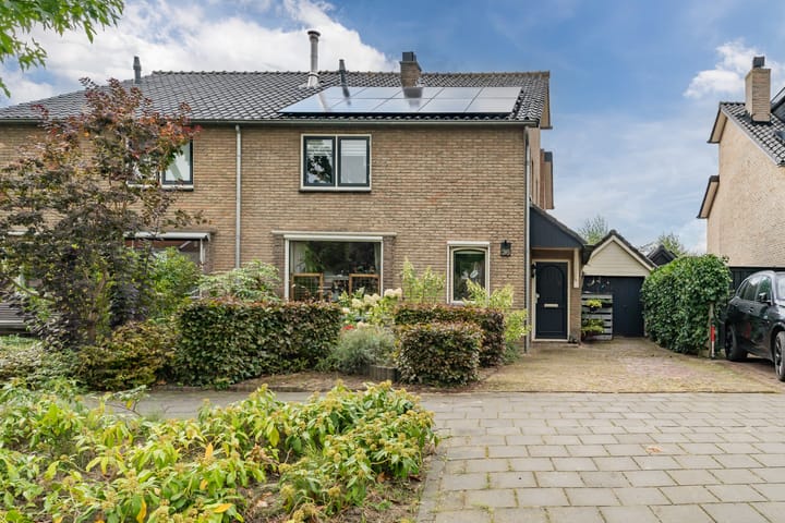 Foto 7 van Bernhardstraat 36