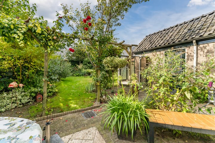 Foto 6 van Bernhardstraat 36