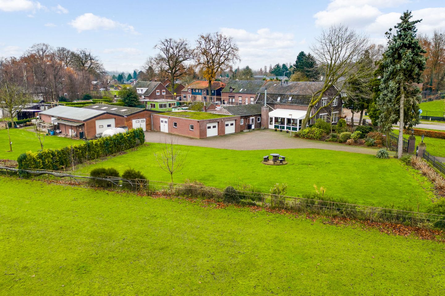 Foto 1 van Rijksweg 30