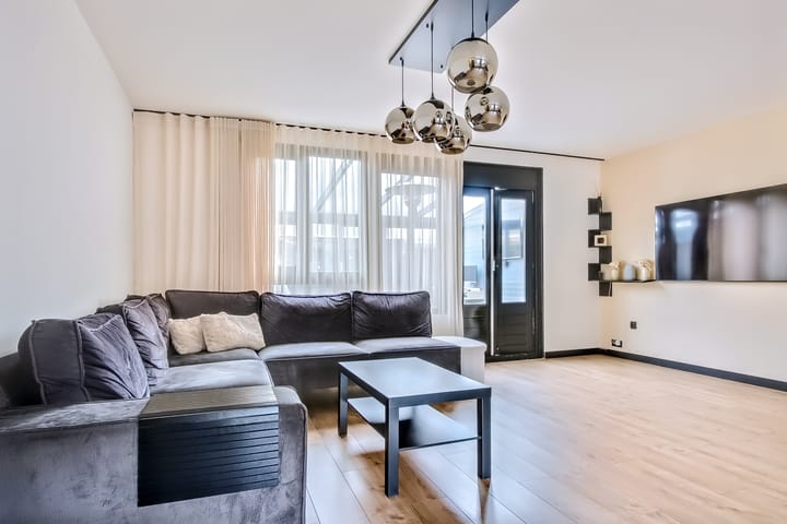 Foto 11 van Basilicumweg 184