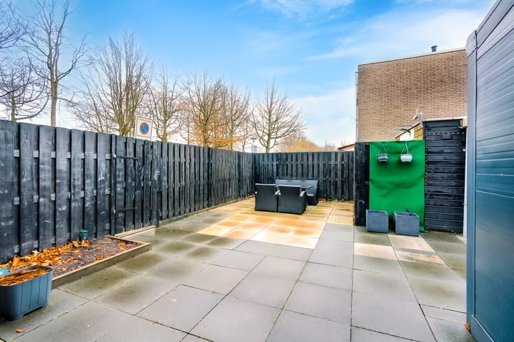 Foto 28 van Basilicumweg 184