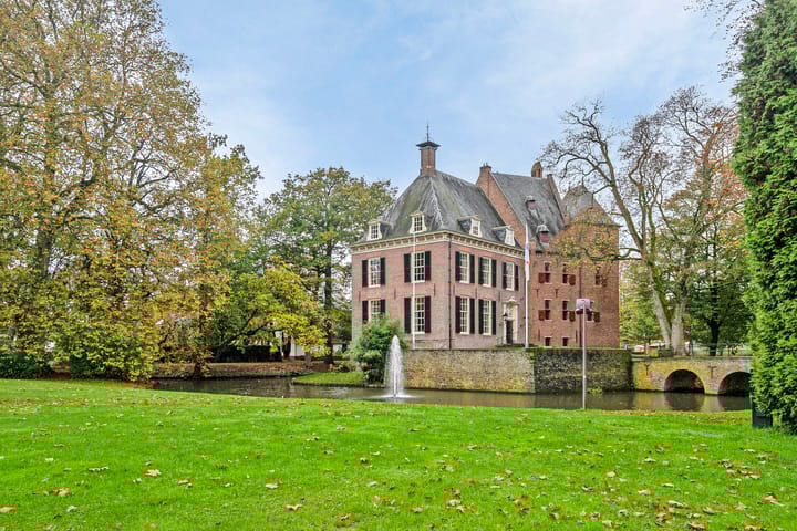 Photo 4 of Anna Vaecstraat 18