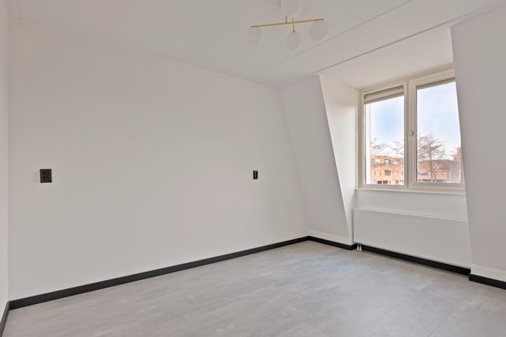 Foto 30 van Zuidwijkring 197