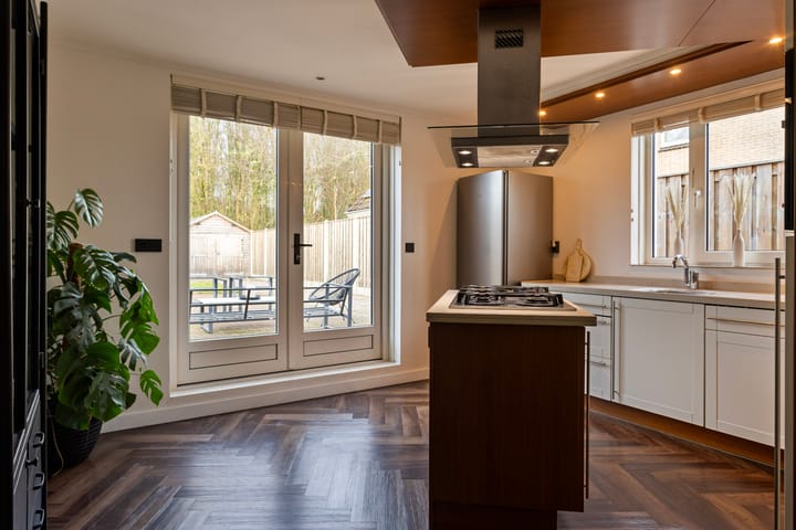 Foto 6 van Nazareth 55