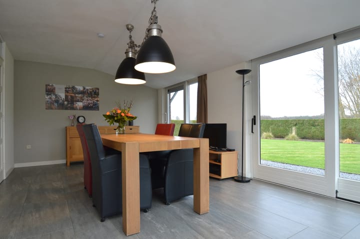 Foto 9 van Kleine Heitrak 37