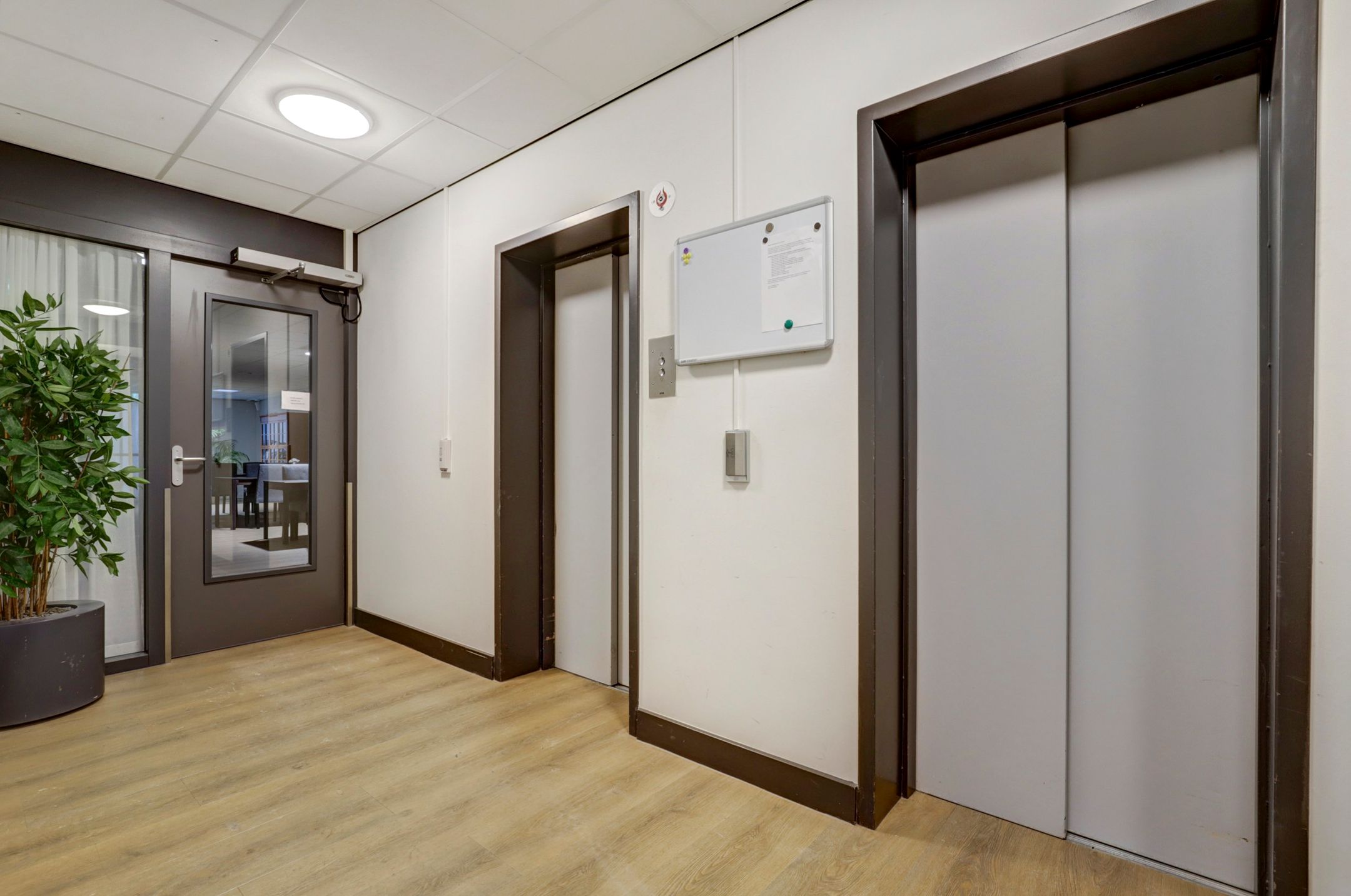 Foto 9 van Graadt van Roggenstraat 137