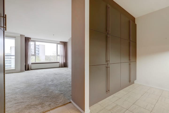 Foto 20 van Graadt van Roggenstraat 137