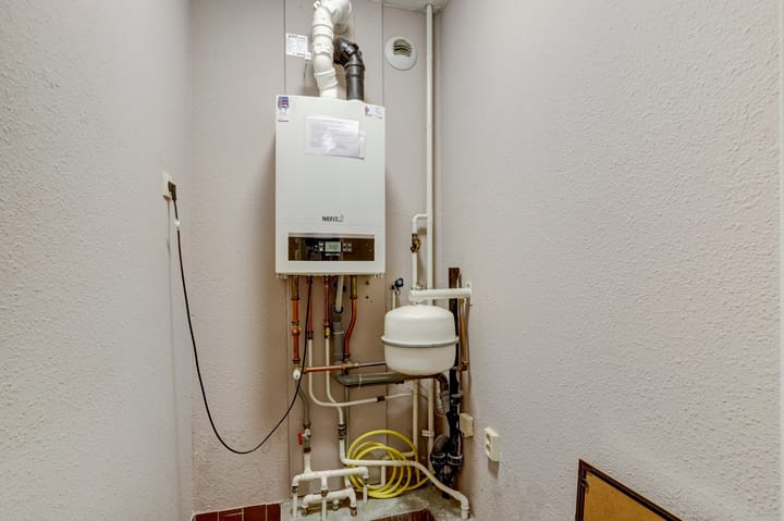 Foto 30 van Graadt van Roggenstraat 137