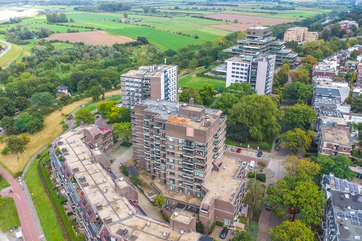 Foto 36 van Graadt van Roggenstraat 137