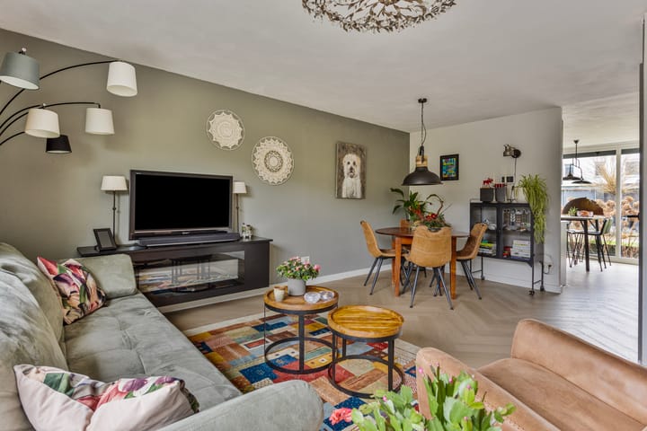 Foto 2 van Weegbree 37