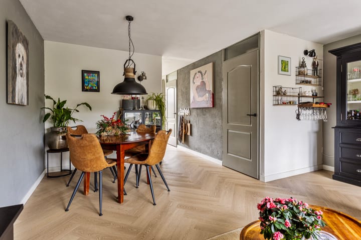 Foto 4 van Weegbree 37