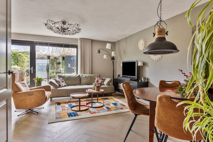 Foto 8 van Weegbree 37