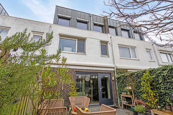 Foto 11 van Weegbree 37