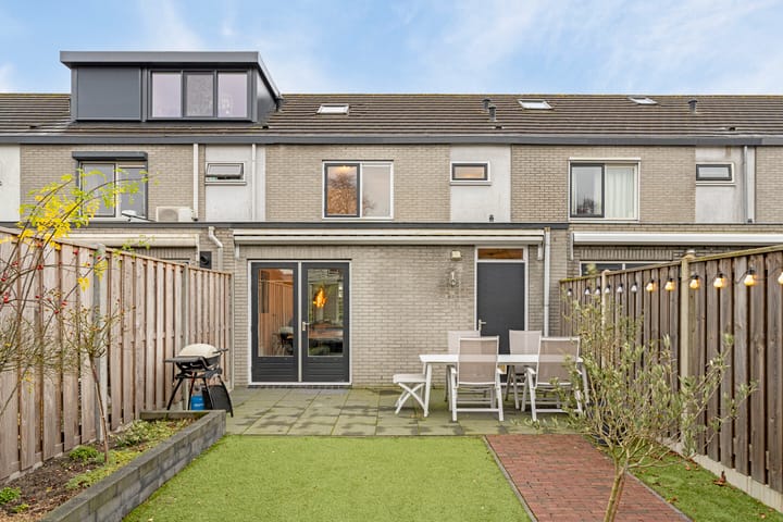 Foto 25 van Anna Blamanplantsoen 21