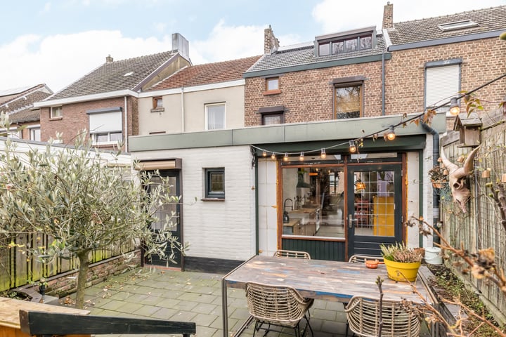 Bekijk foto 40 van Romeinenstraat 24